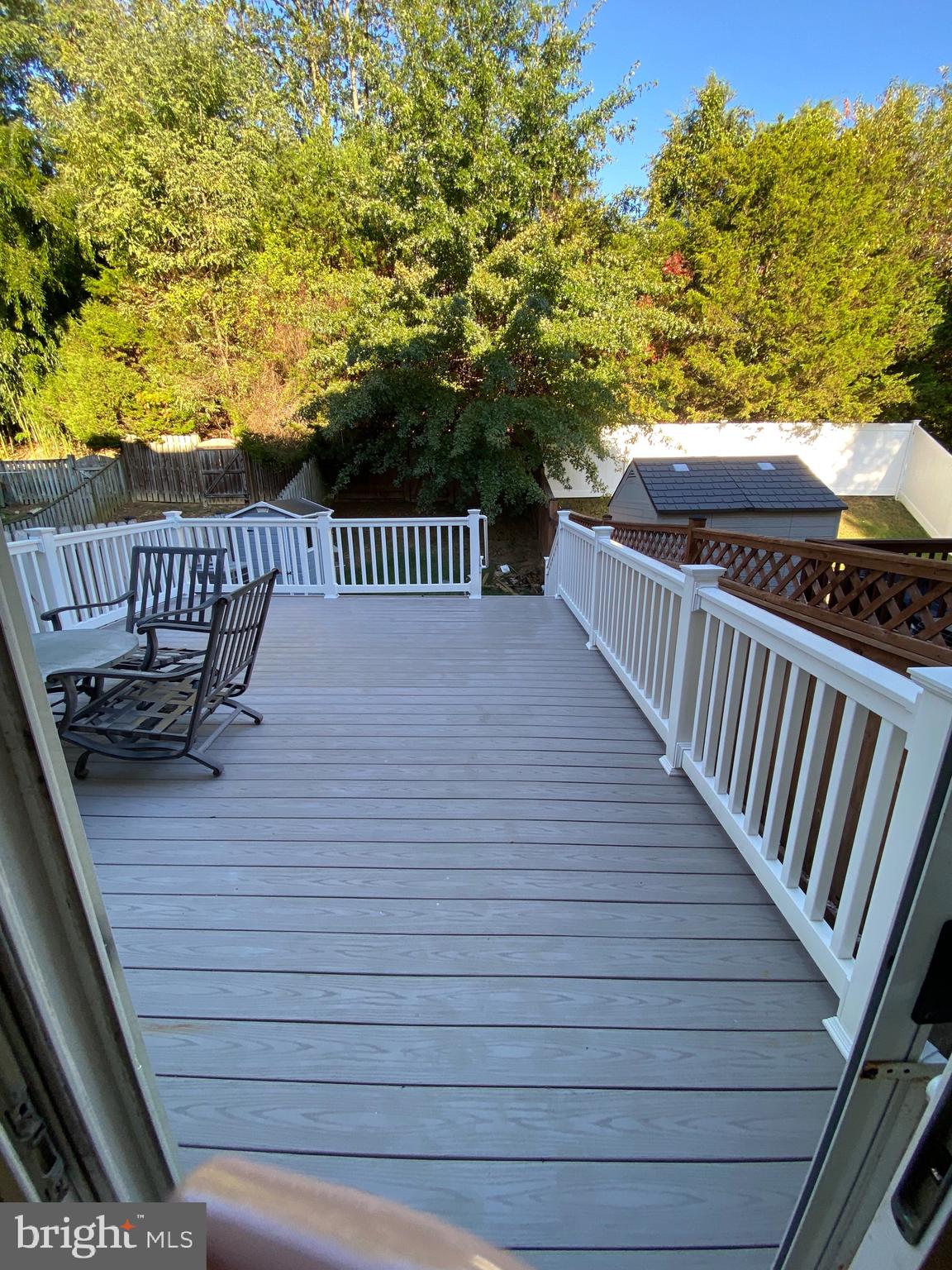 VILLAGE OF THOMAS RUN - Residential Lease