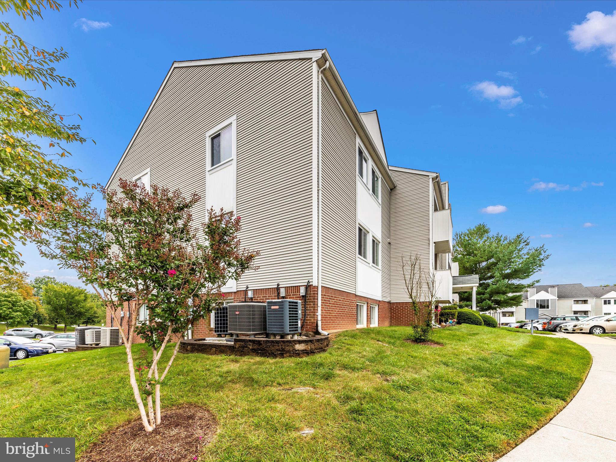 OLD FARM STATION - Residential
