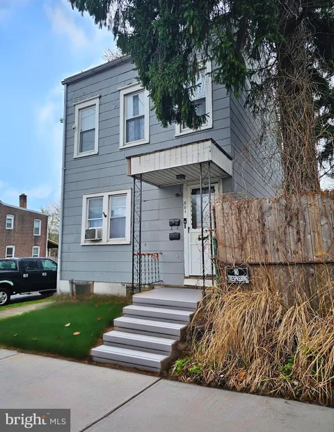801 Spruce Street, Trenton, NJ MLS: NJME2057996