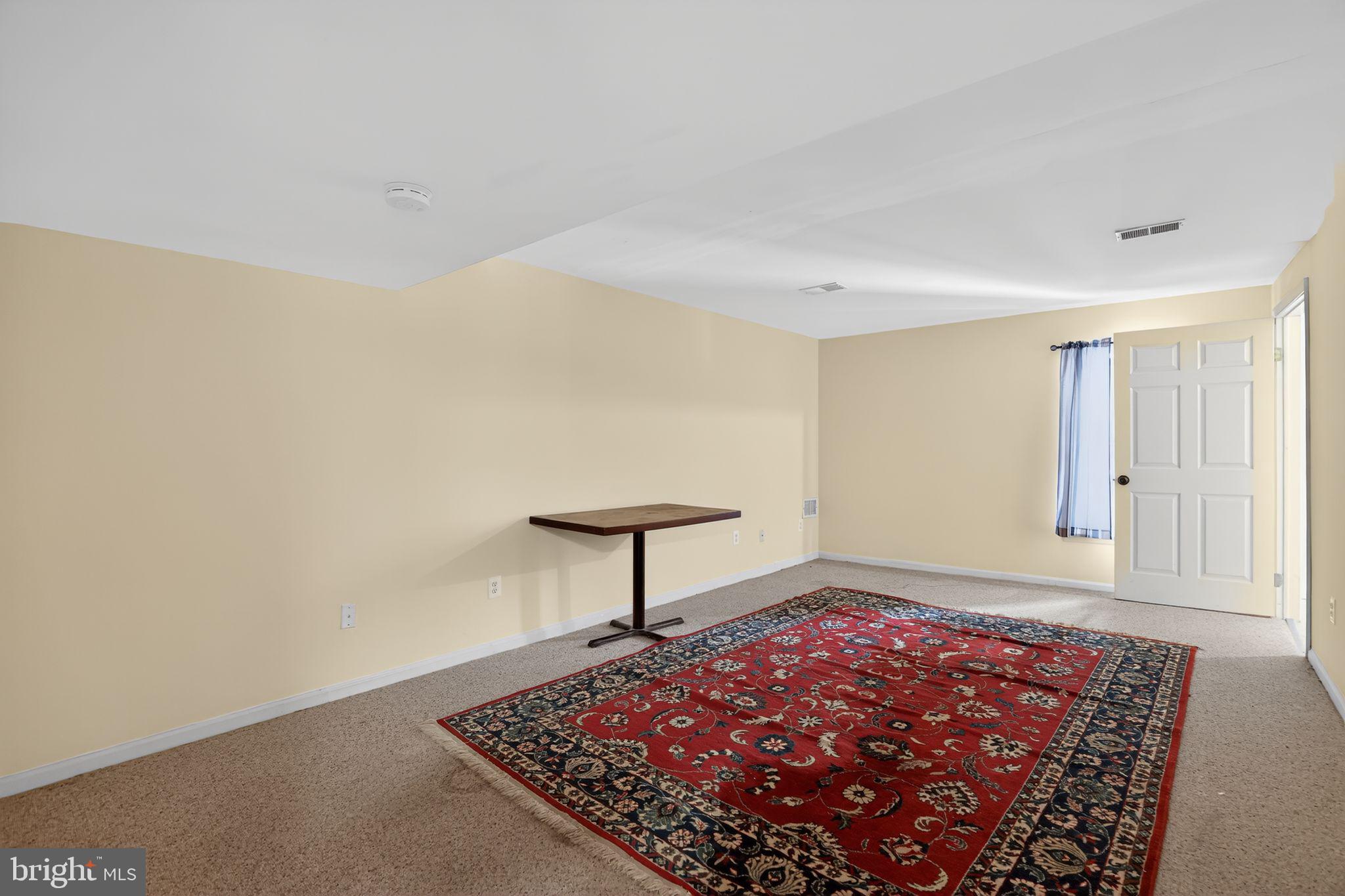 INDIAN CREEK - Residential