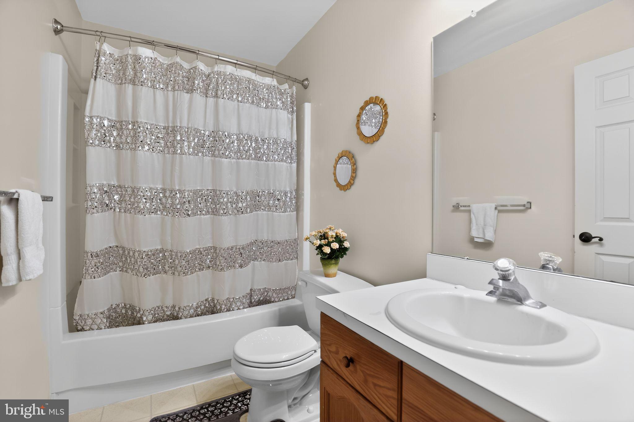 INDIAN CREEK - Residential