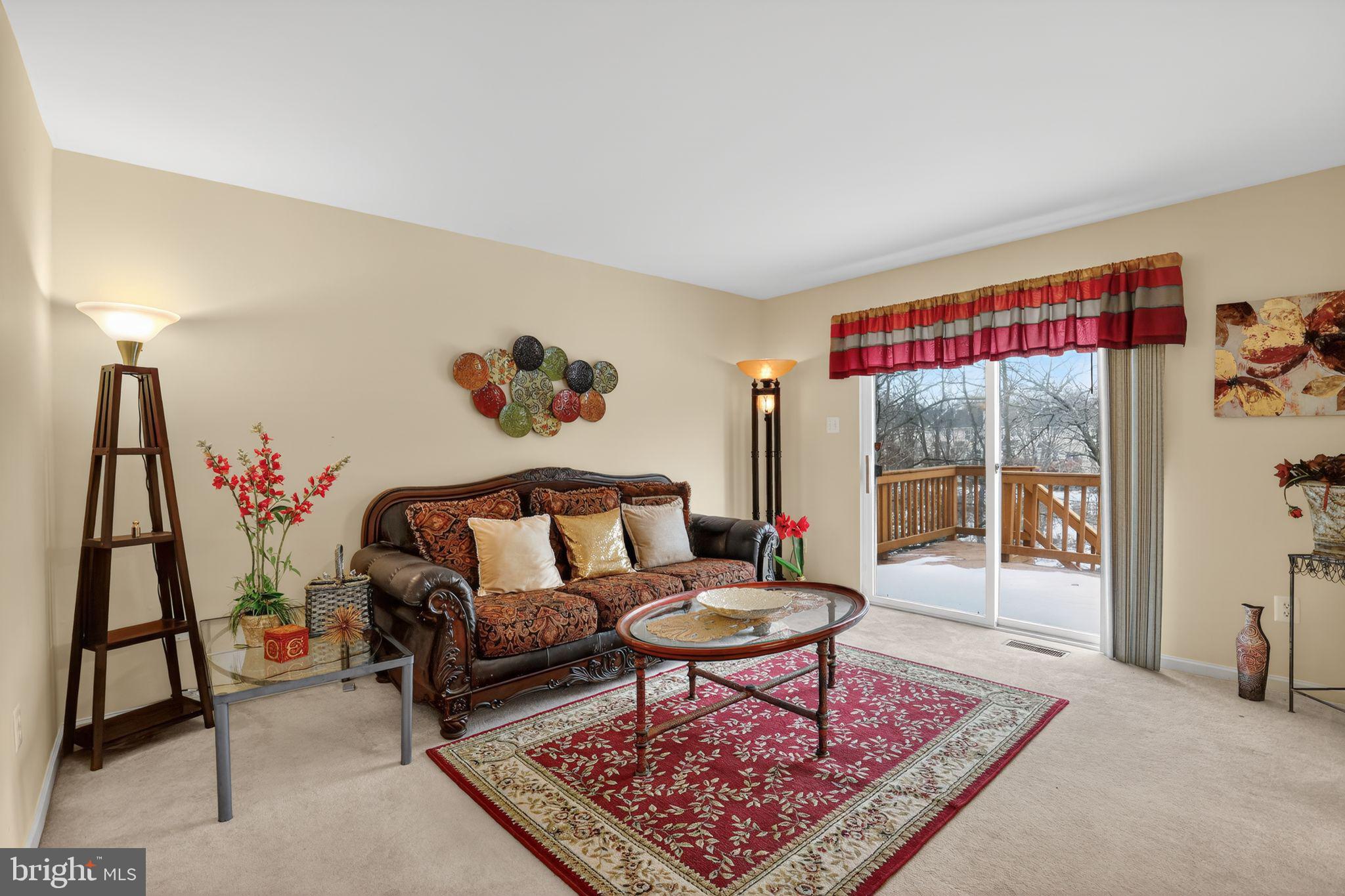 INDIAN CREEK - Residential