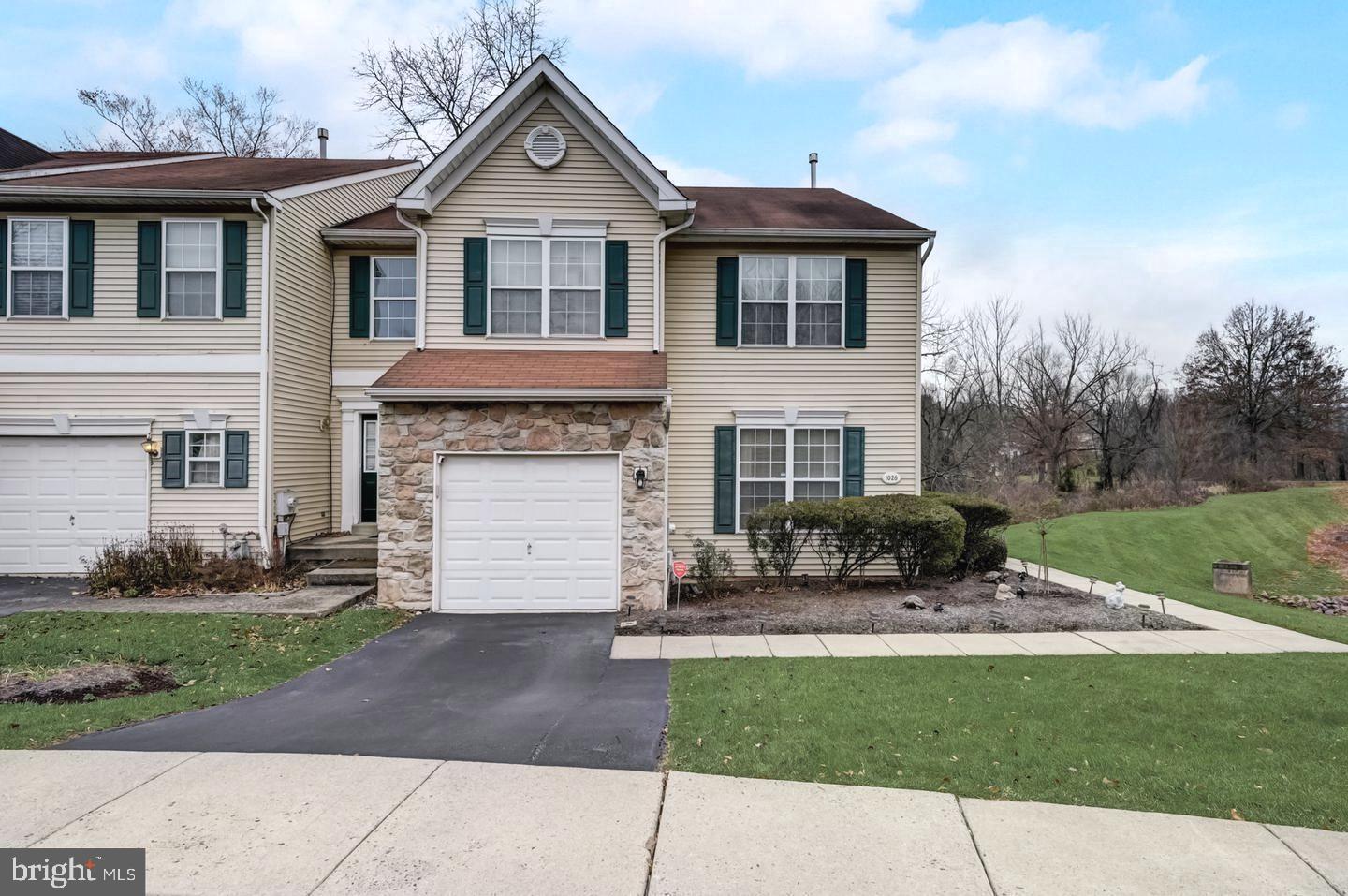 INDIAN CREEK - Residential