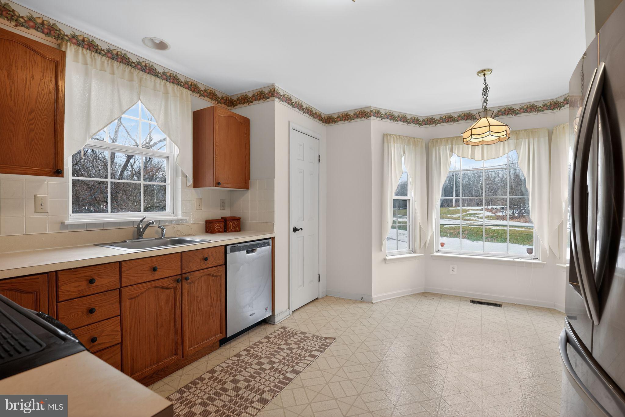 INDIAN CREEK - Residential