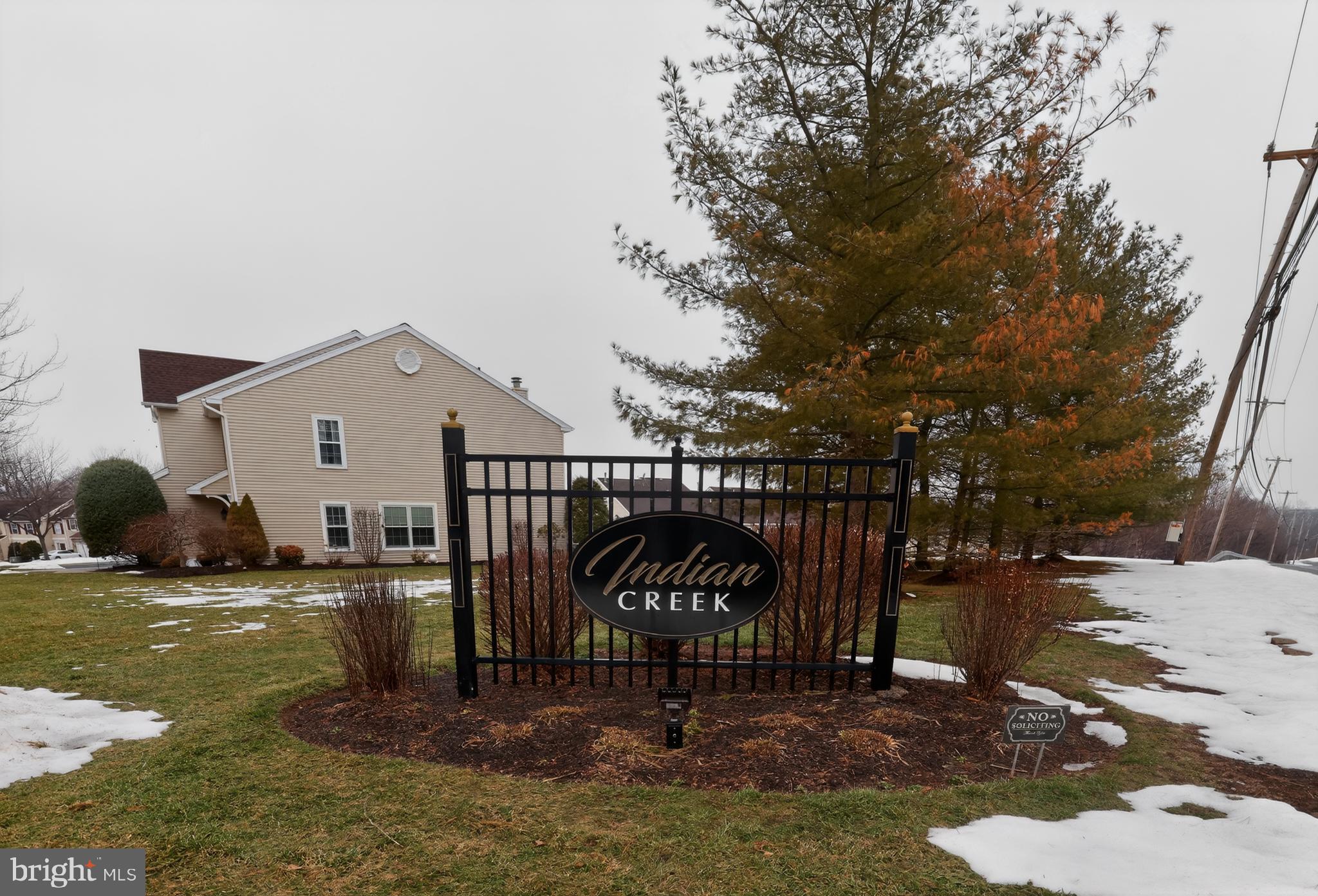 INDIAN CREEK - Residential