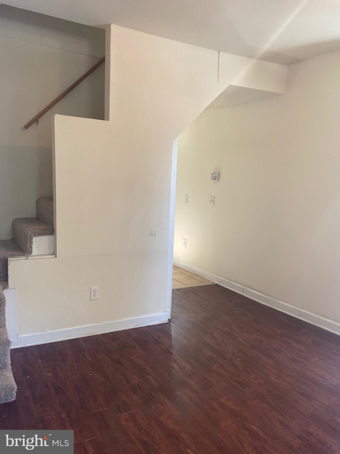 2525 BARCLAY STREET