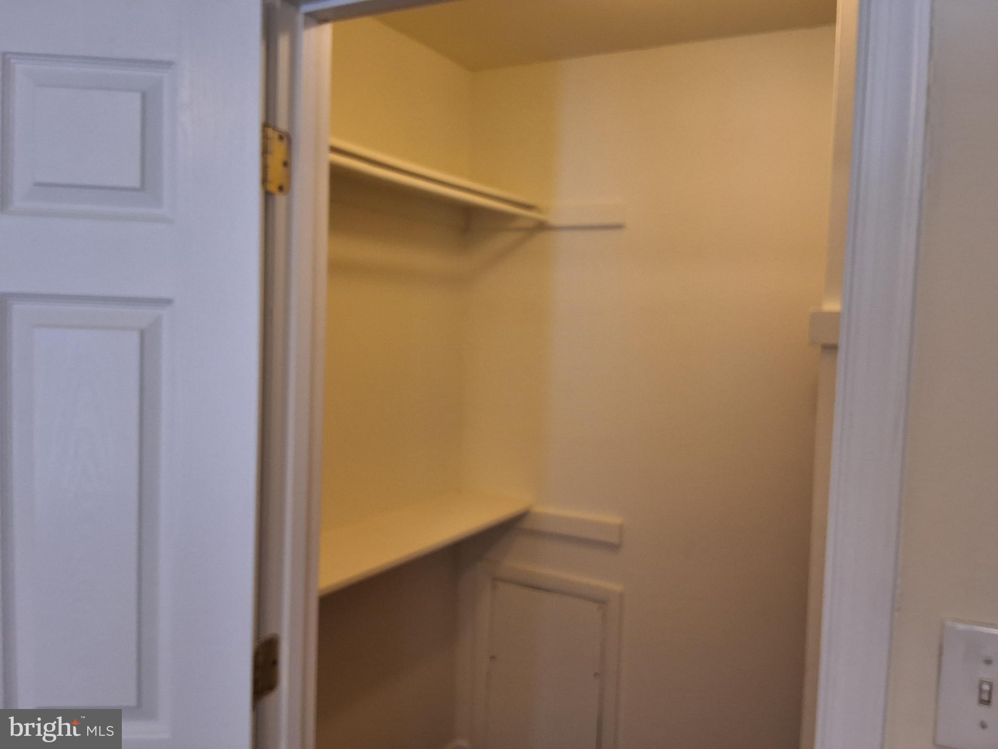 CHELSEA WOODS - Residential Lease