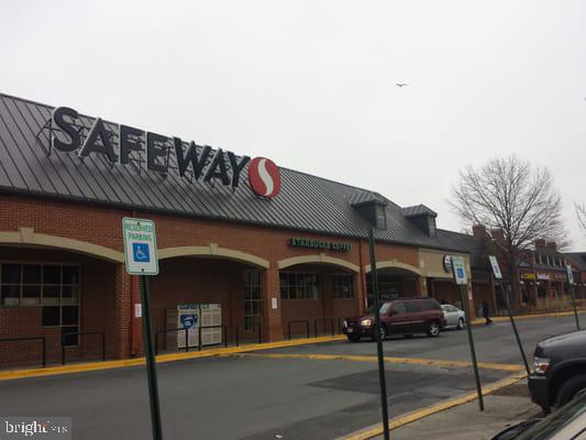 CHELSEA WOODS - Residential Lease