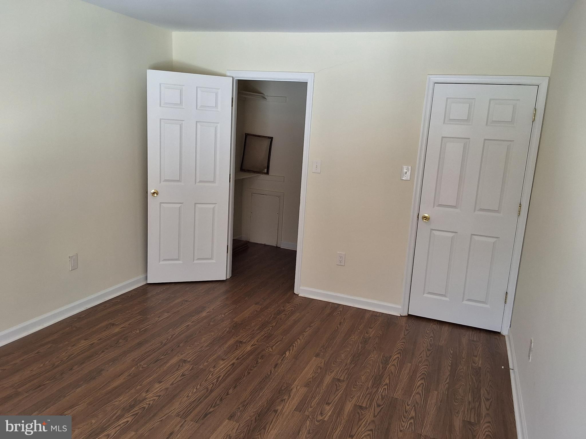 CHELSEA WOODS - Residential Lease