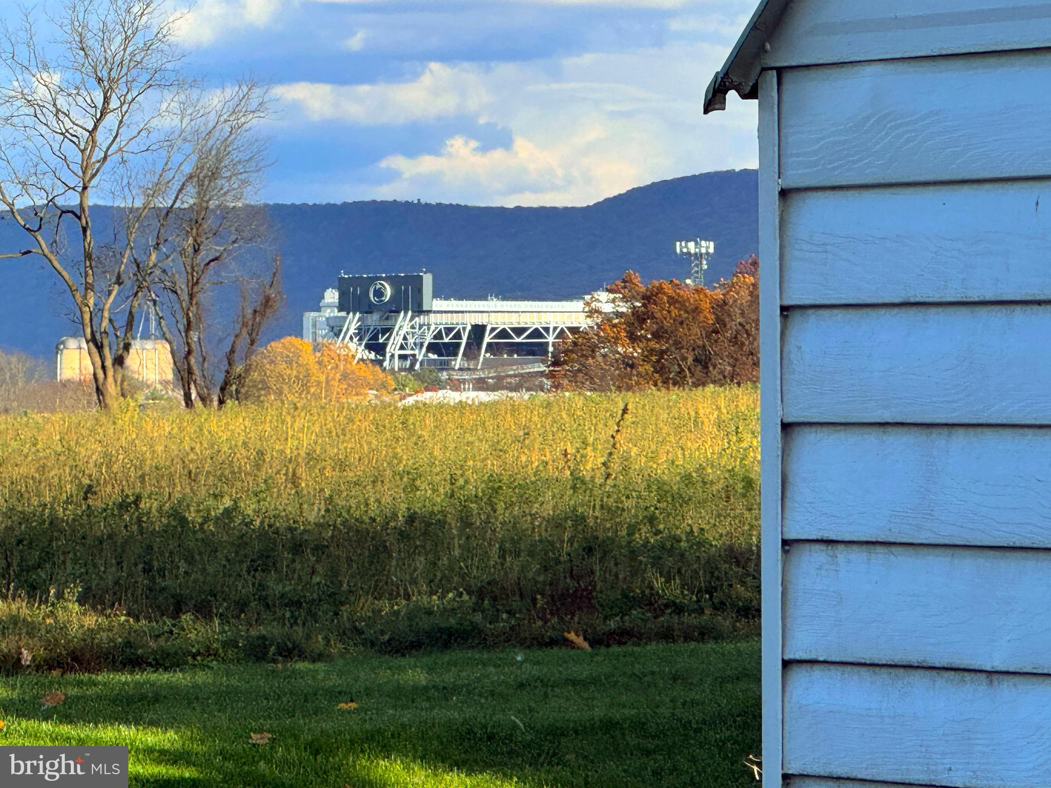 OVERLOOK HEIGHTS - Residential