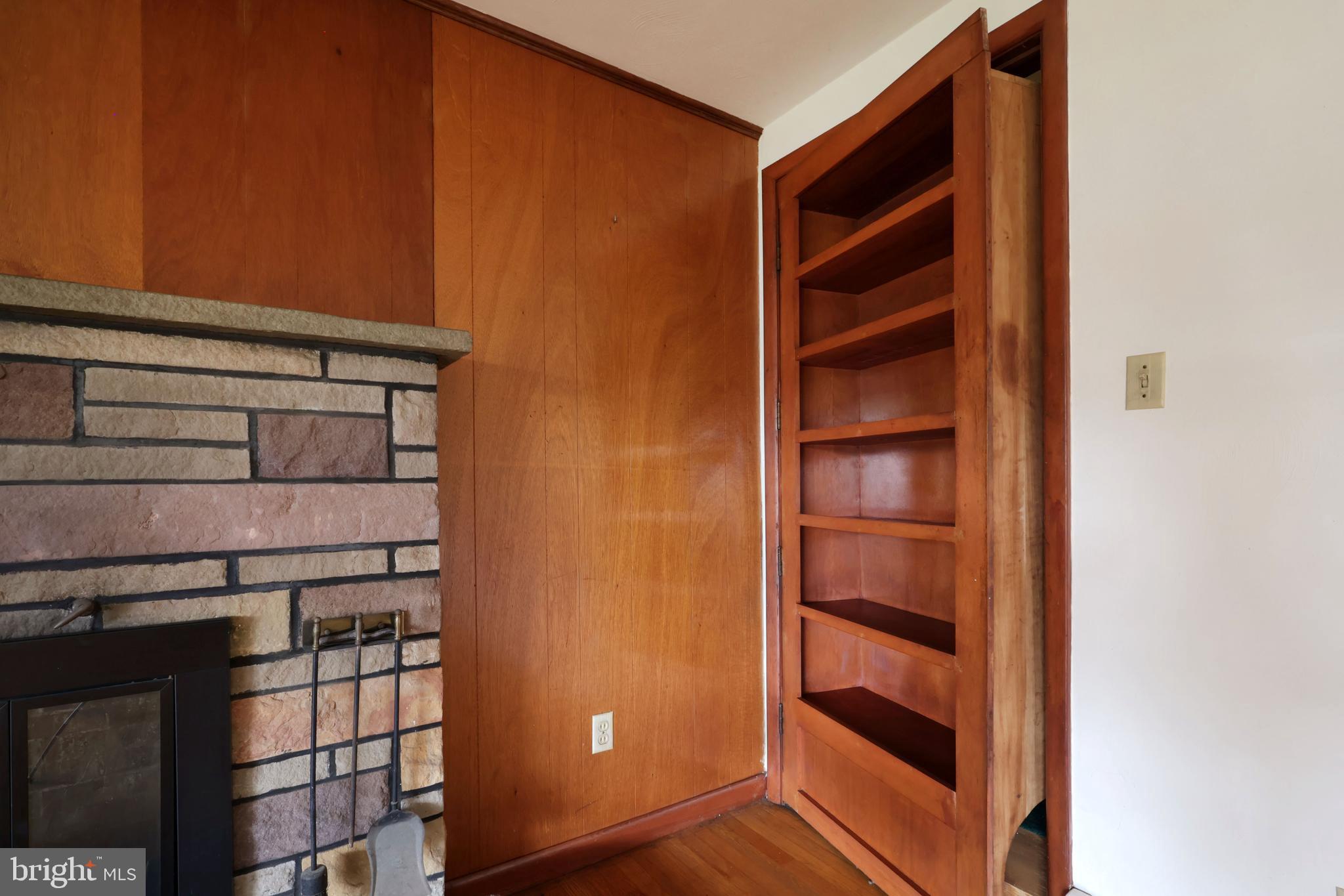 OVERLOOK HEIGHTS - Residential