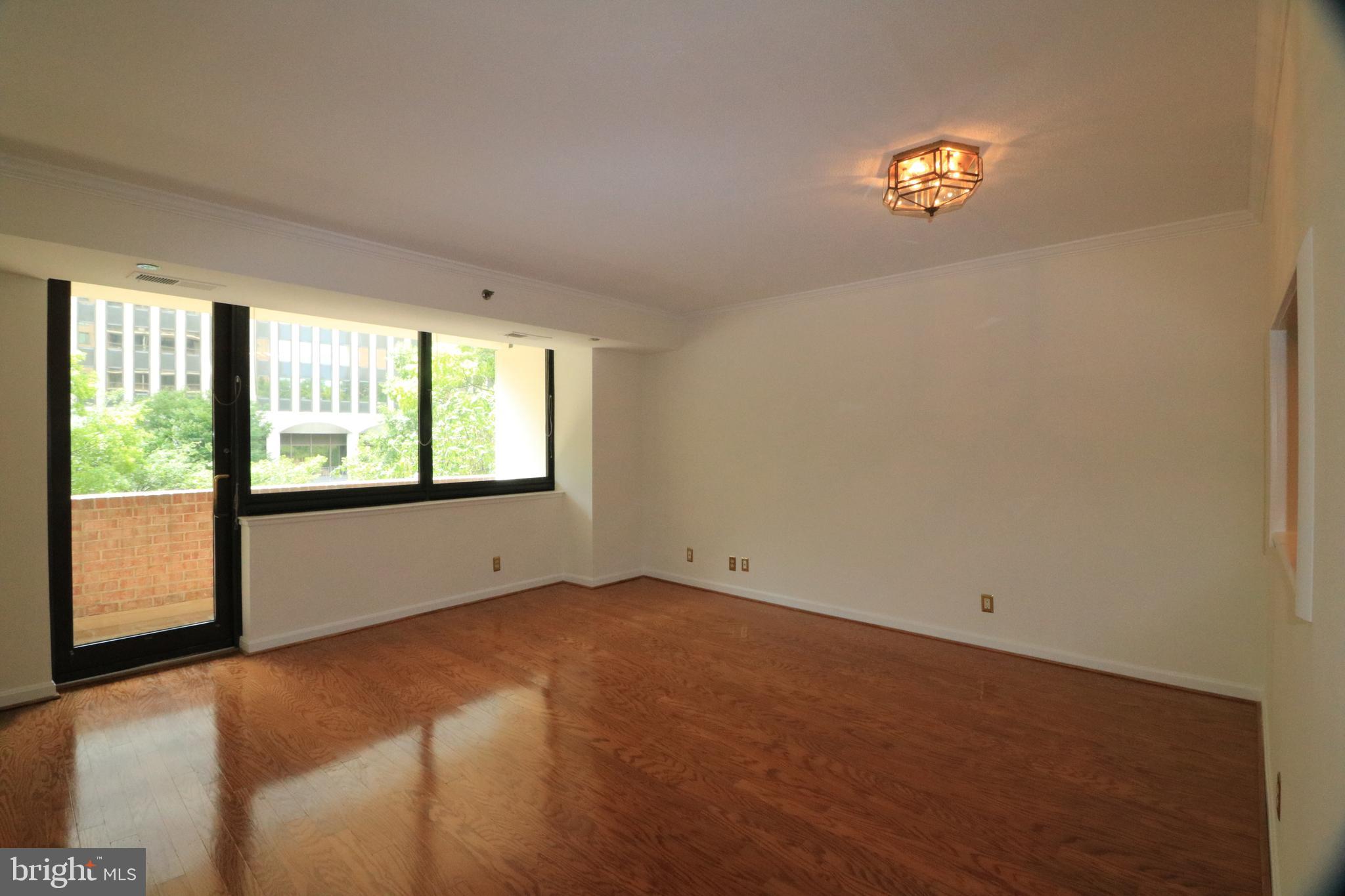 CRYSTAL PARK S - Residential Lease