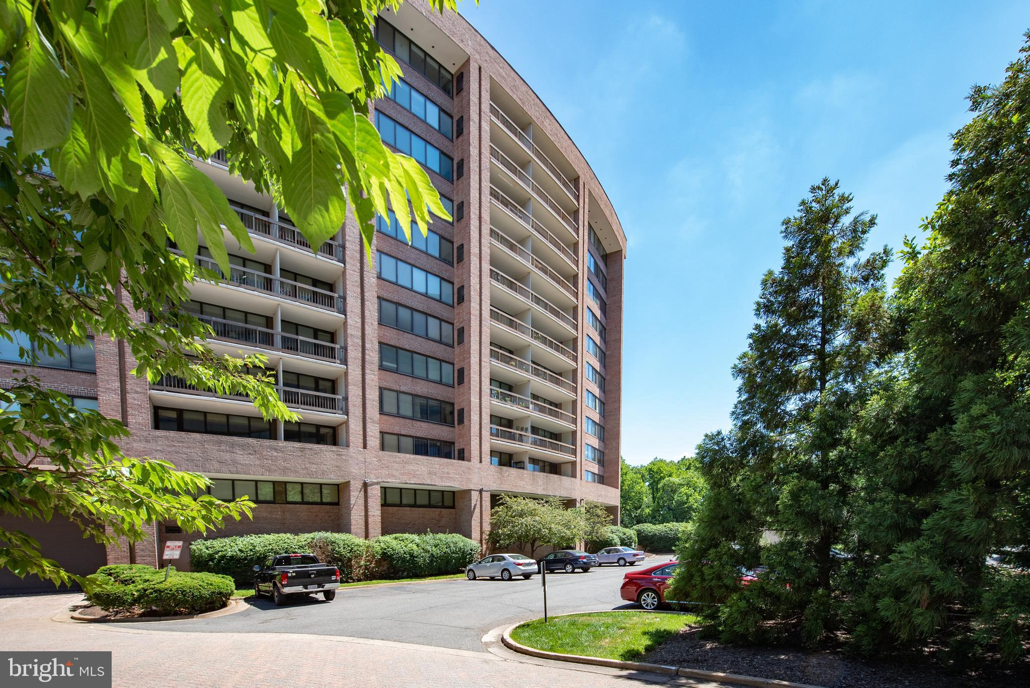 CRYSTAL PARK S - Residential Lease