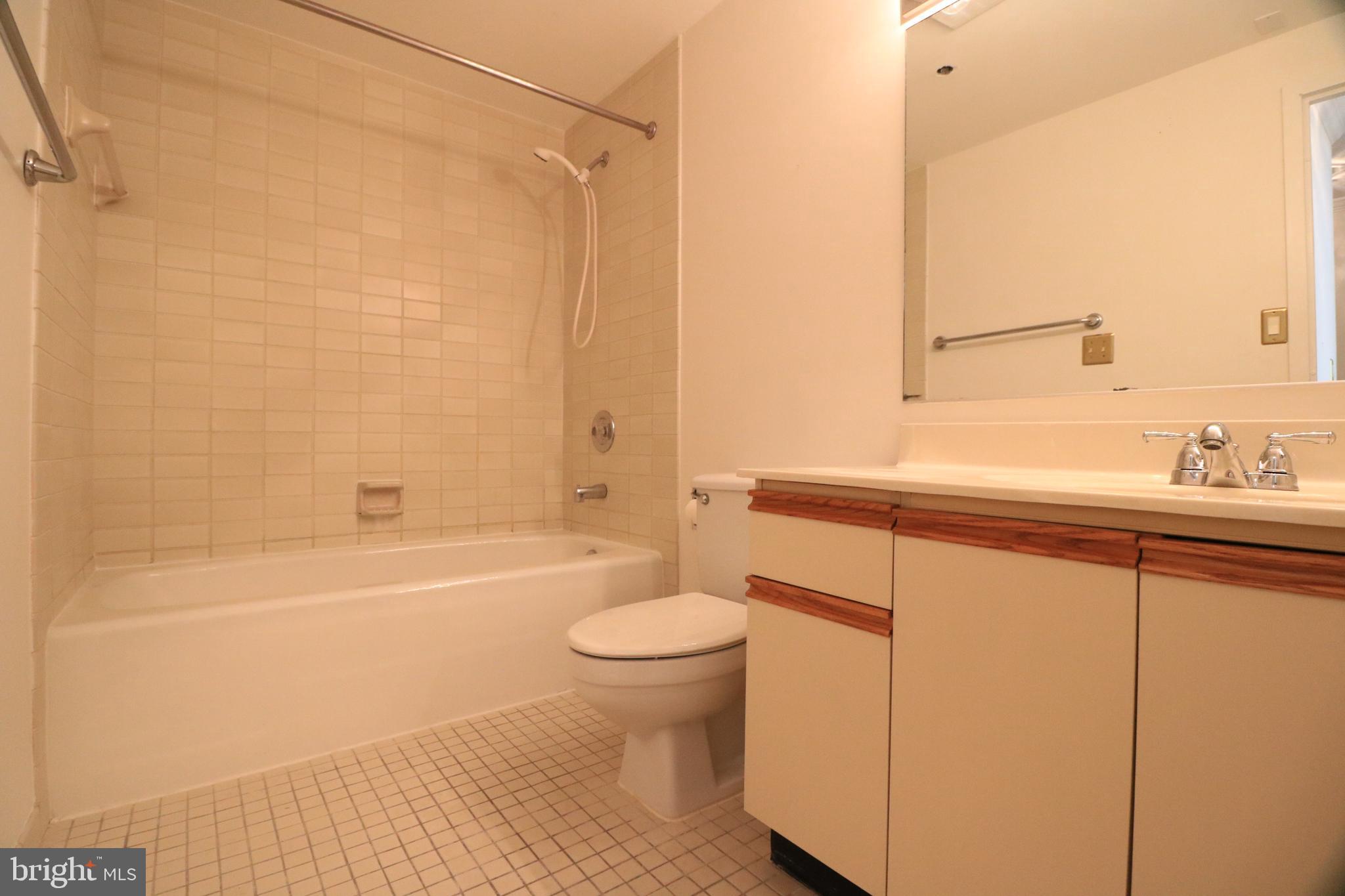 CRYSTAL PARK S - Residential Lease