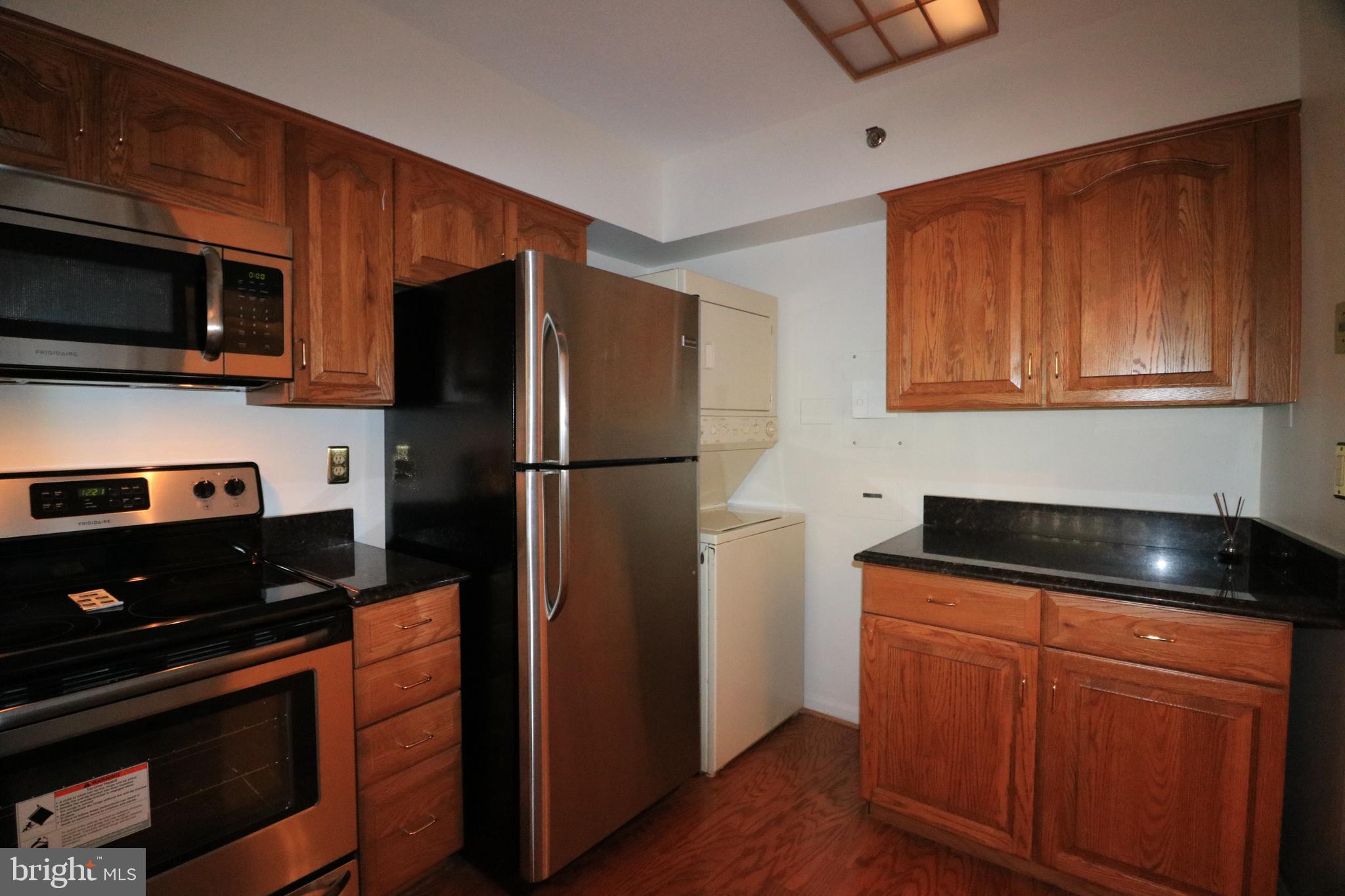 CRYSTAL PARK S - Residential Lease