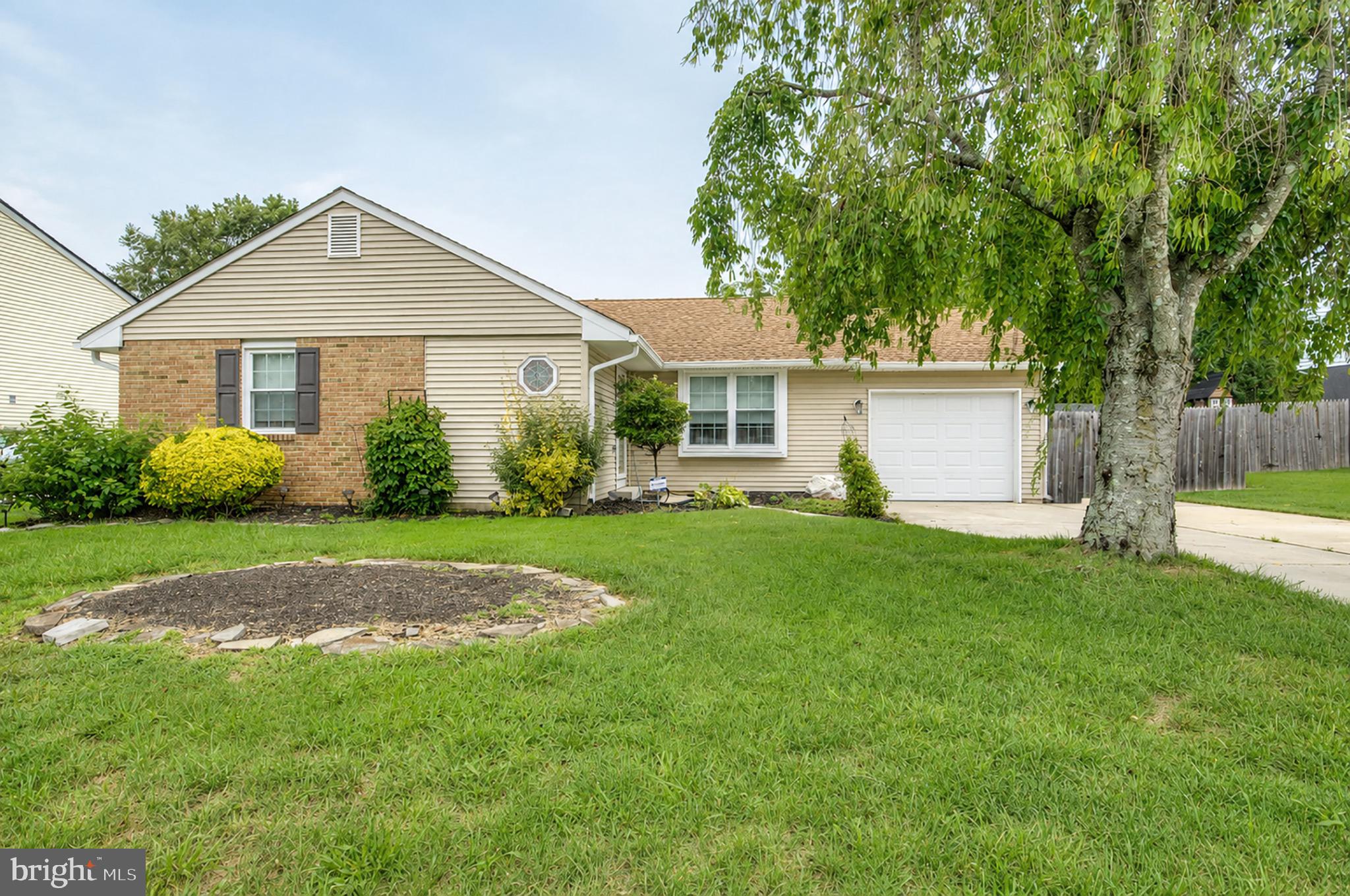 966 N BEECHAM ROAD