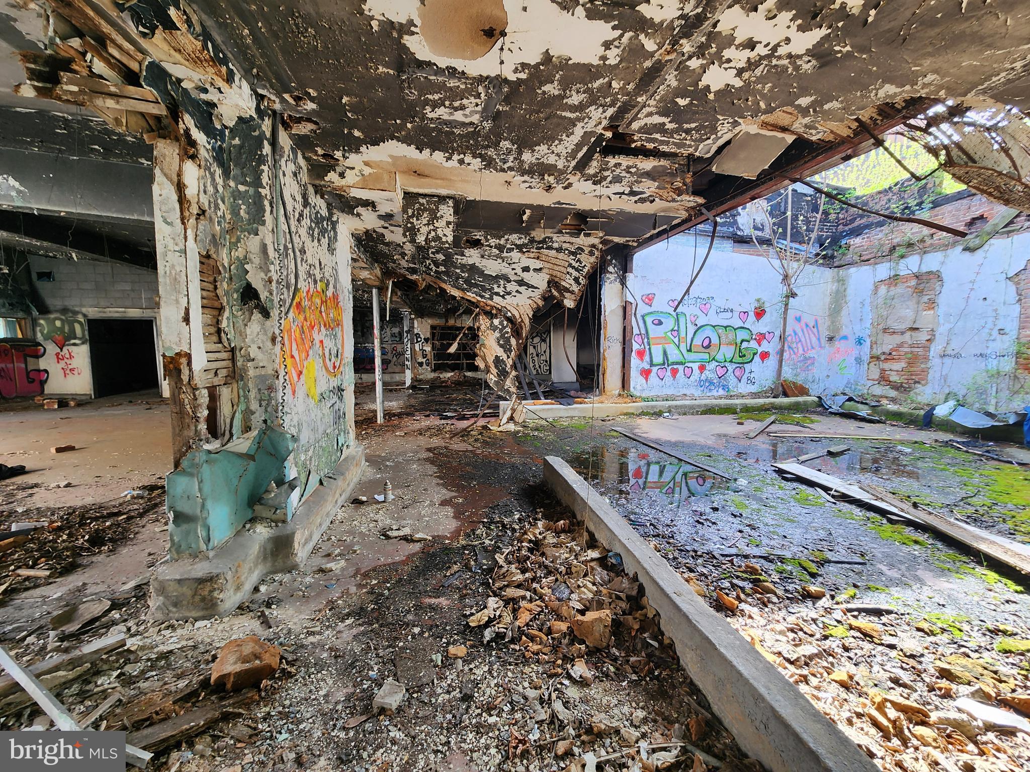 SHIPLEY HILL - Commercial Sale