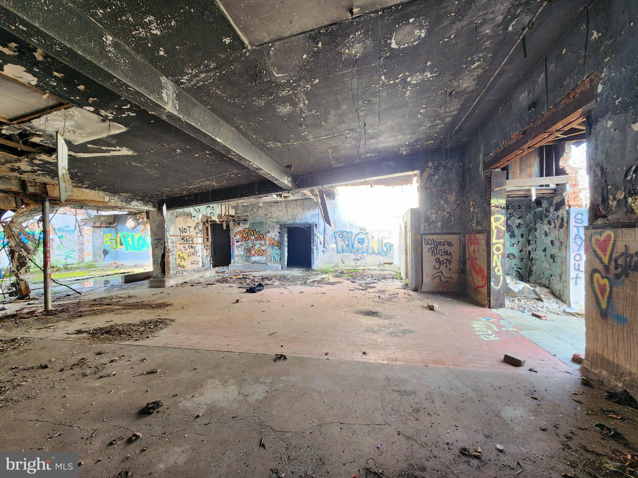 SHIPLEY HILL - Commercial Sale