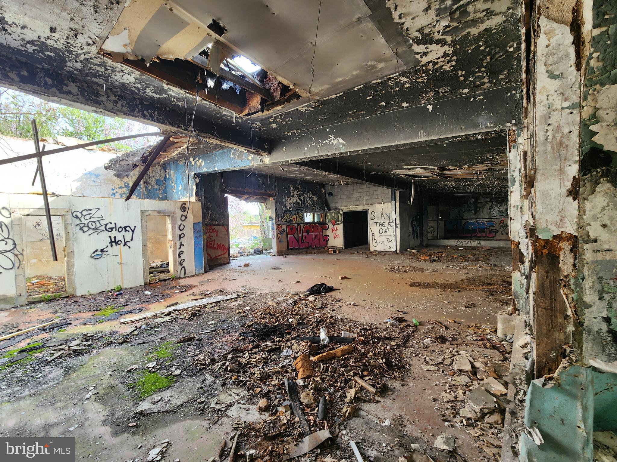 SHIPLEY HILL - Commercial Sale