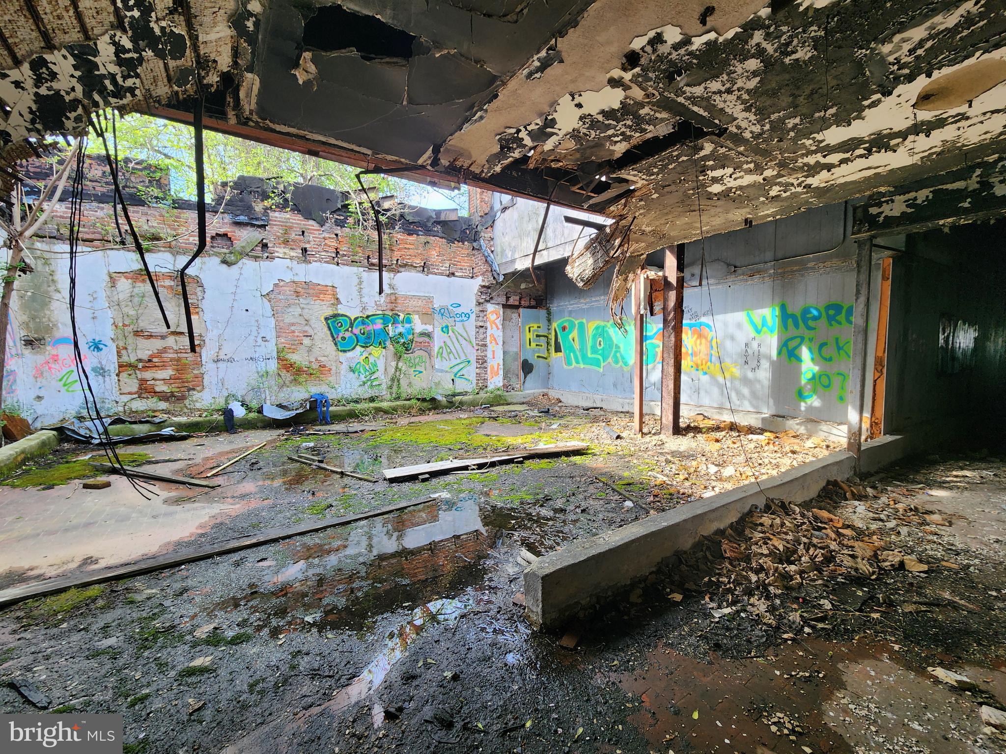 SHIPLEY HILL - Commercial Sale