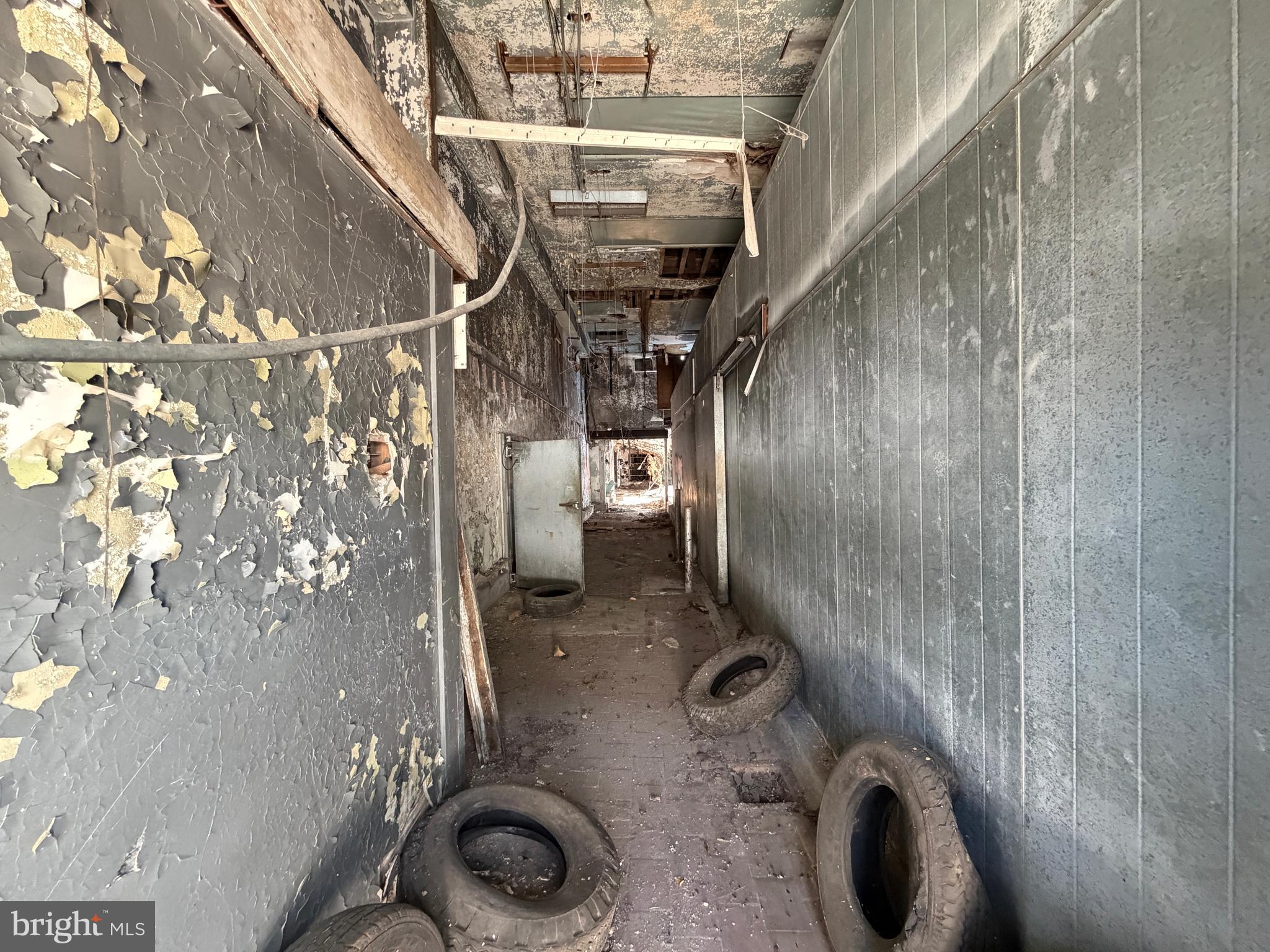 SHIPLEY HILL - Commercial Sale