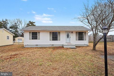 Photo of 408 Hamilton Street, FREDERICKSBURG, VA 22408 (MLS # VASP2038430)
