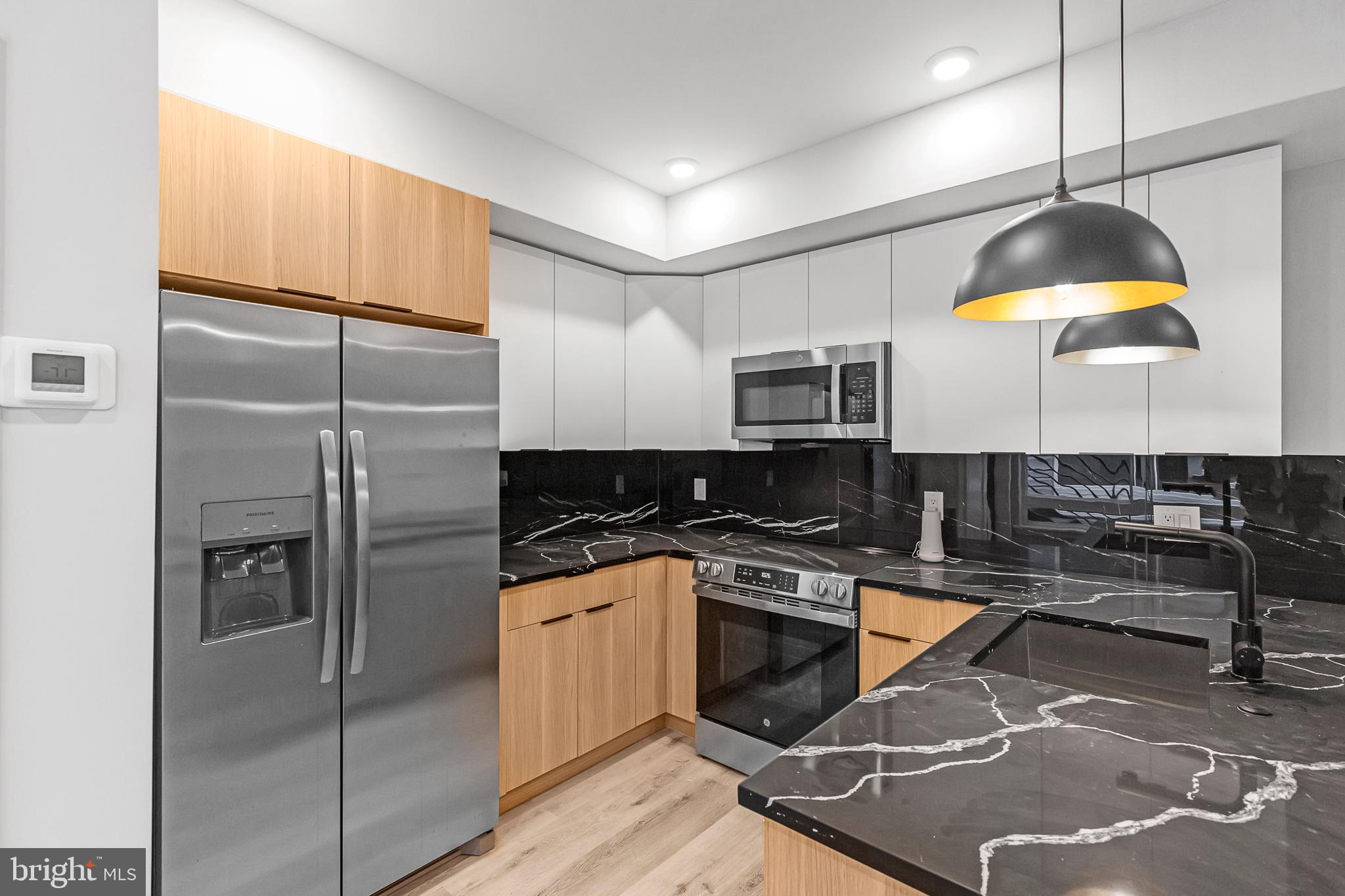 STRAWBERRY MANSION - Commercial Sale
