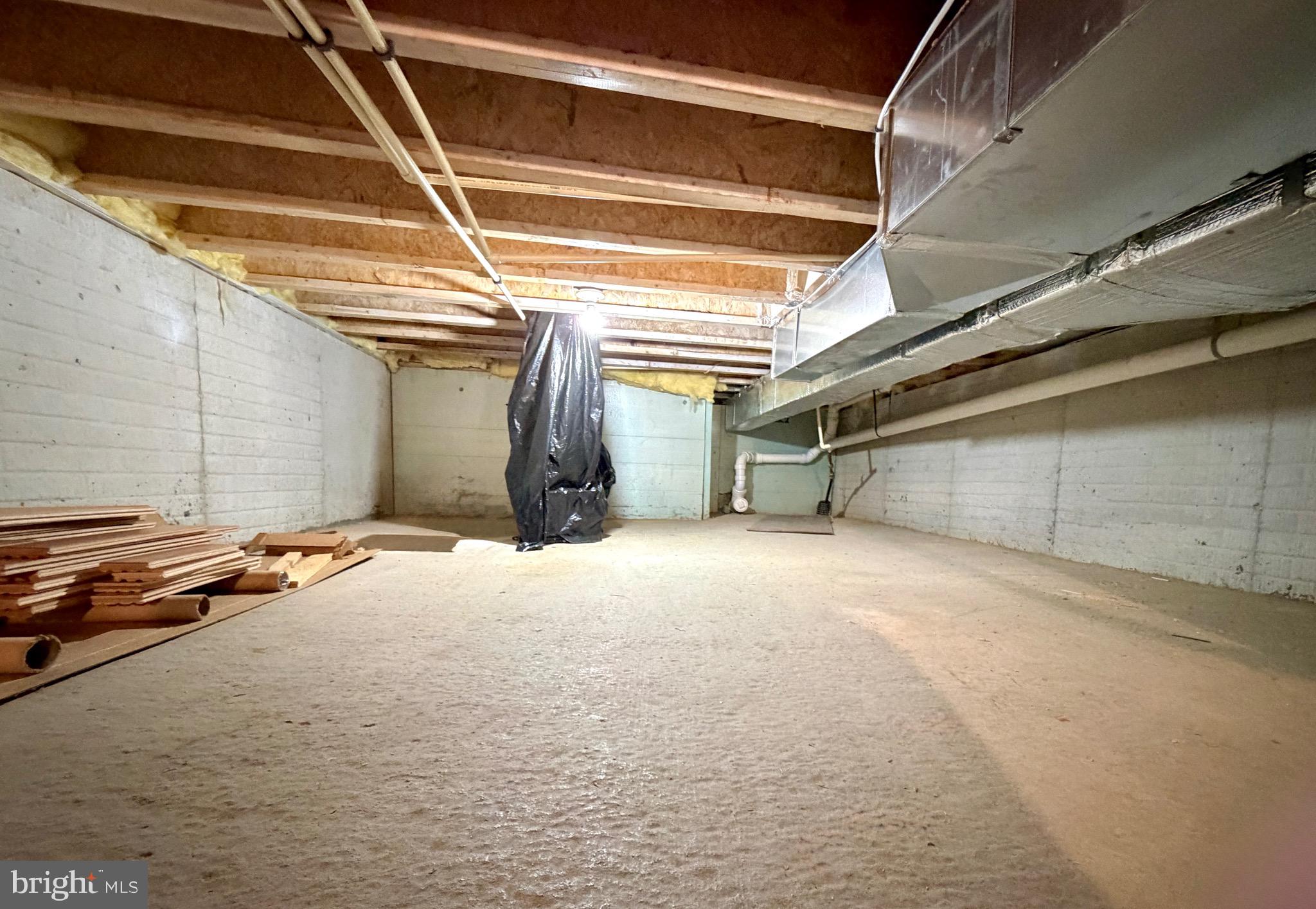 THE SEASONS - Residential