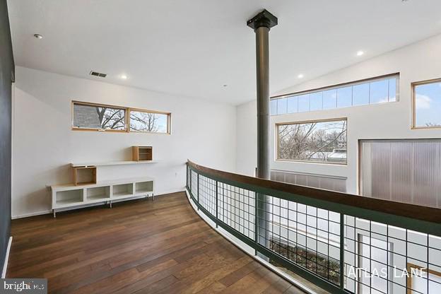 1250 KEARNY STREET NE