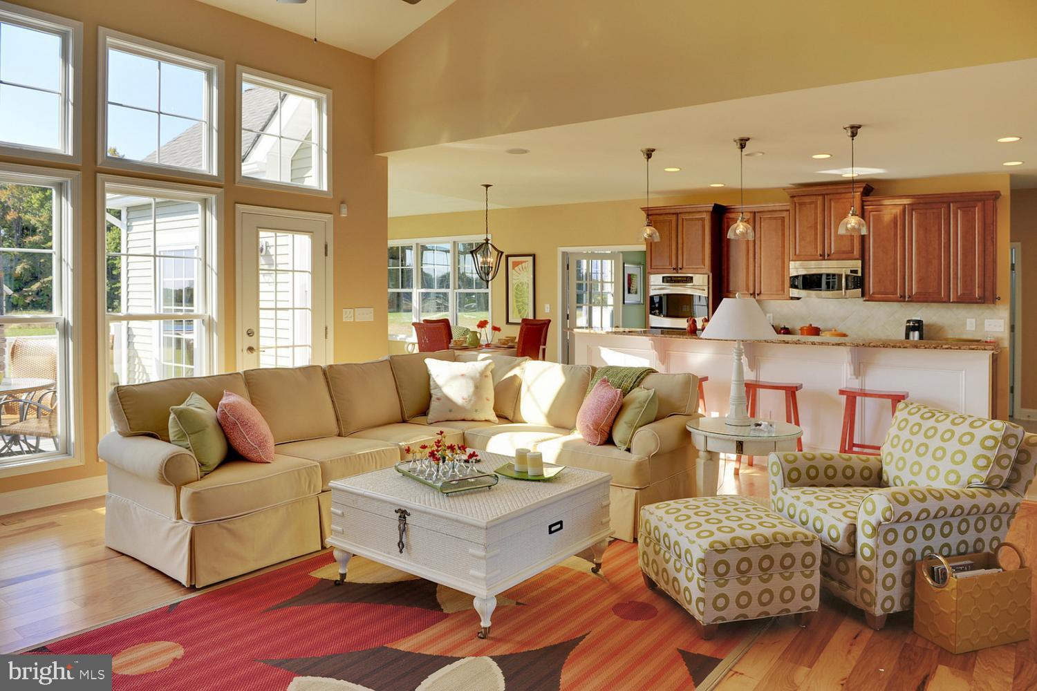 PENINSULA LAKES - Residential