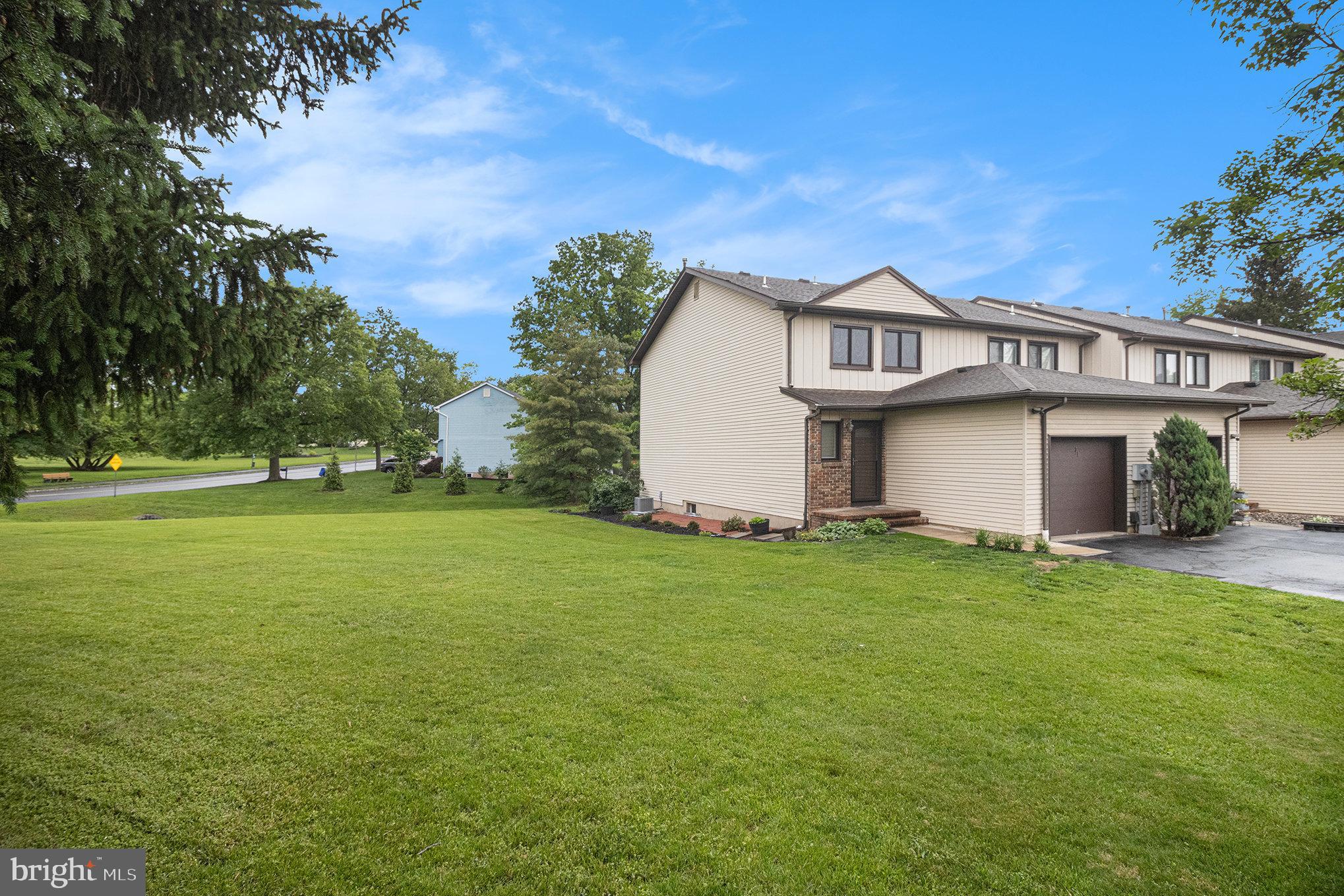 31 CANTERBERRY CIRCLE