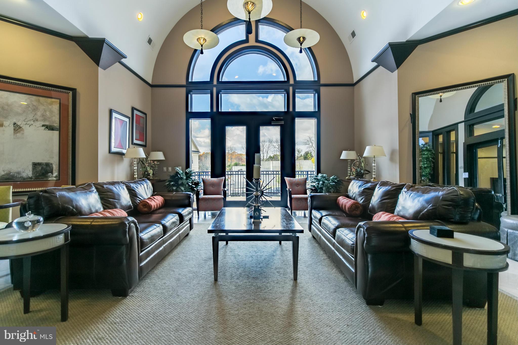 FAIRFAX RIDGE - Residential Lease