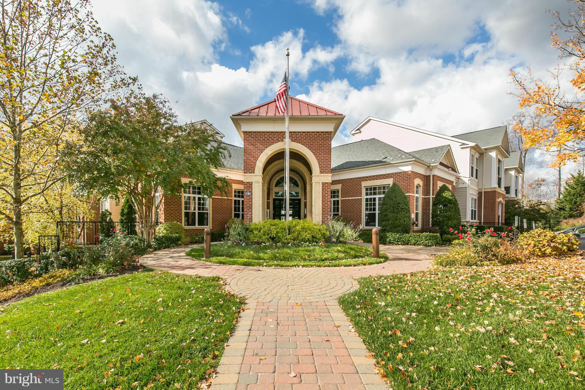 FAIRFAX RIDGE - Residential Lease