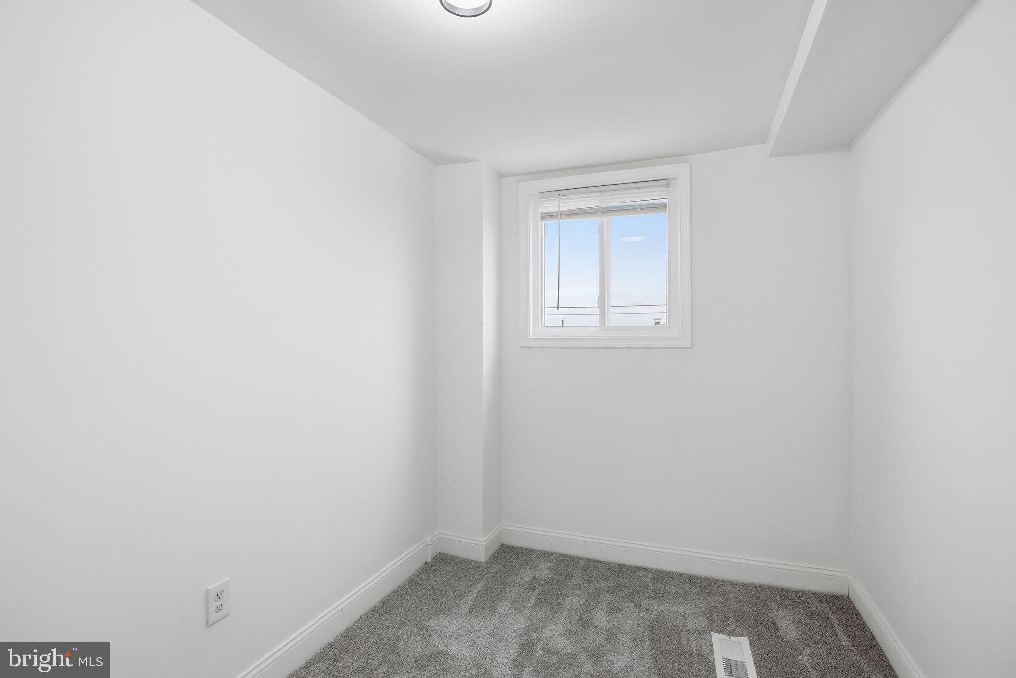 CLIFTON PARK - Residential