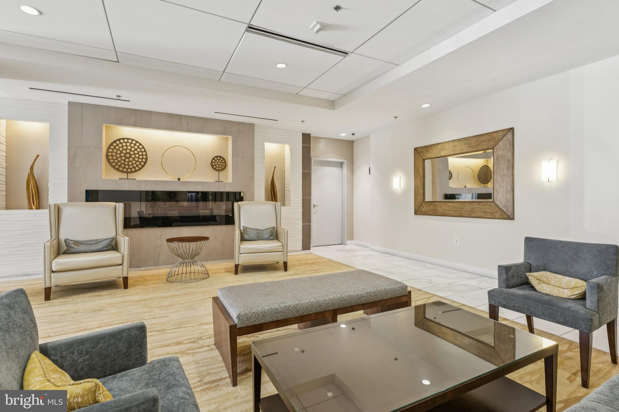 THE KENWOOD - Residential