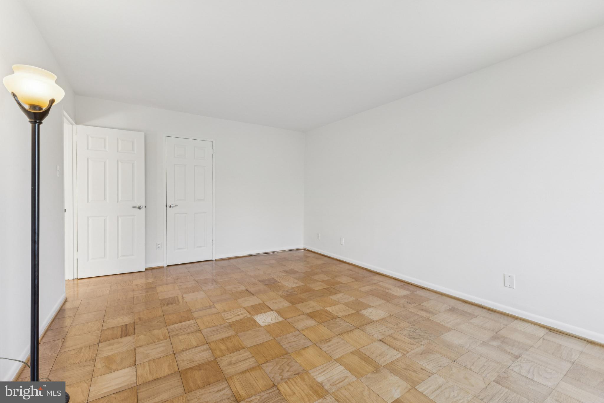 THE KENWOOD - Residential