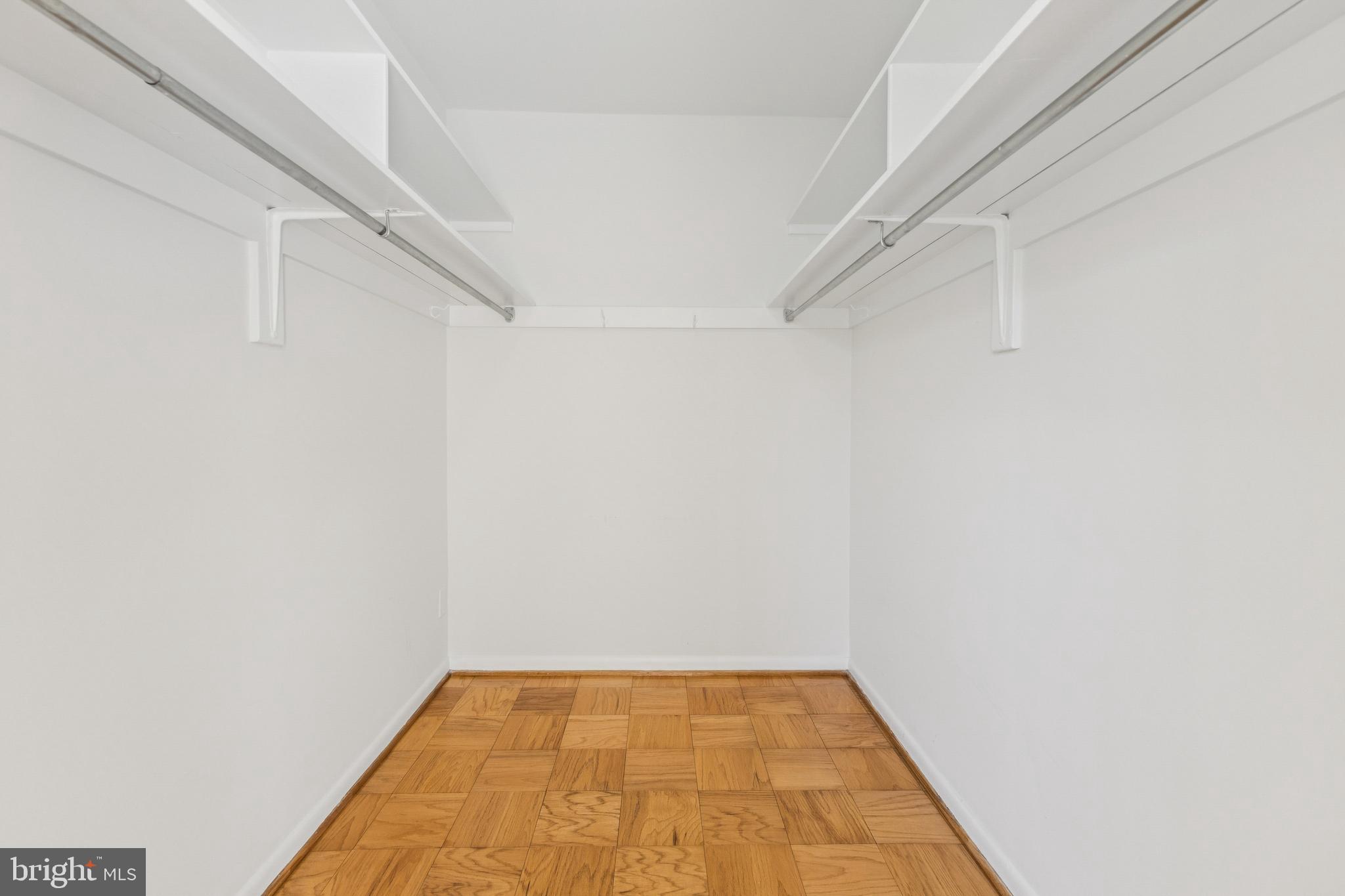 THE KENWOOD - Residential