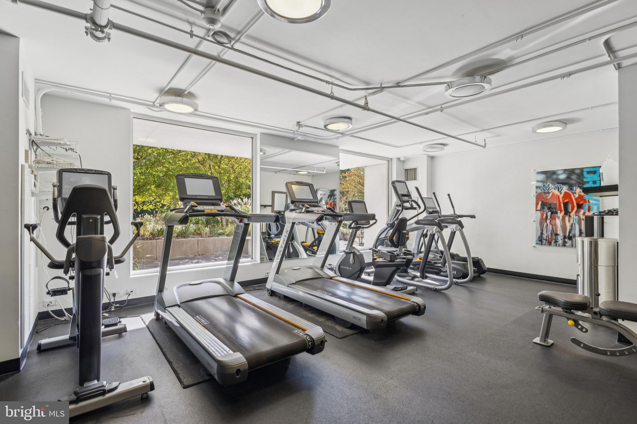 THE KENWOOD - Residential