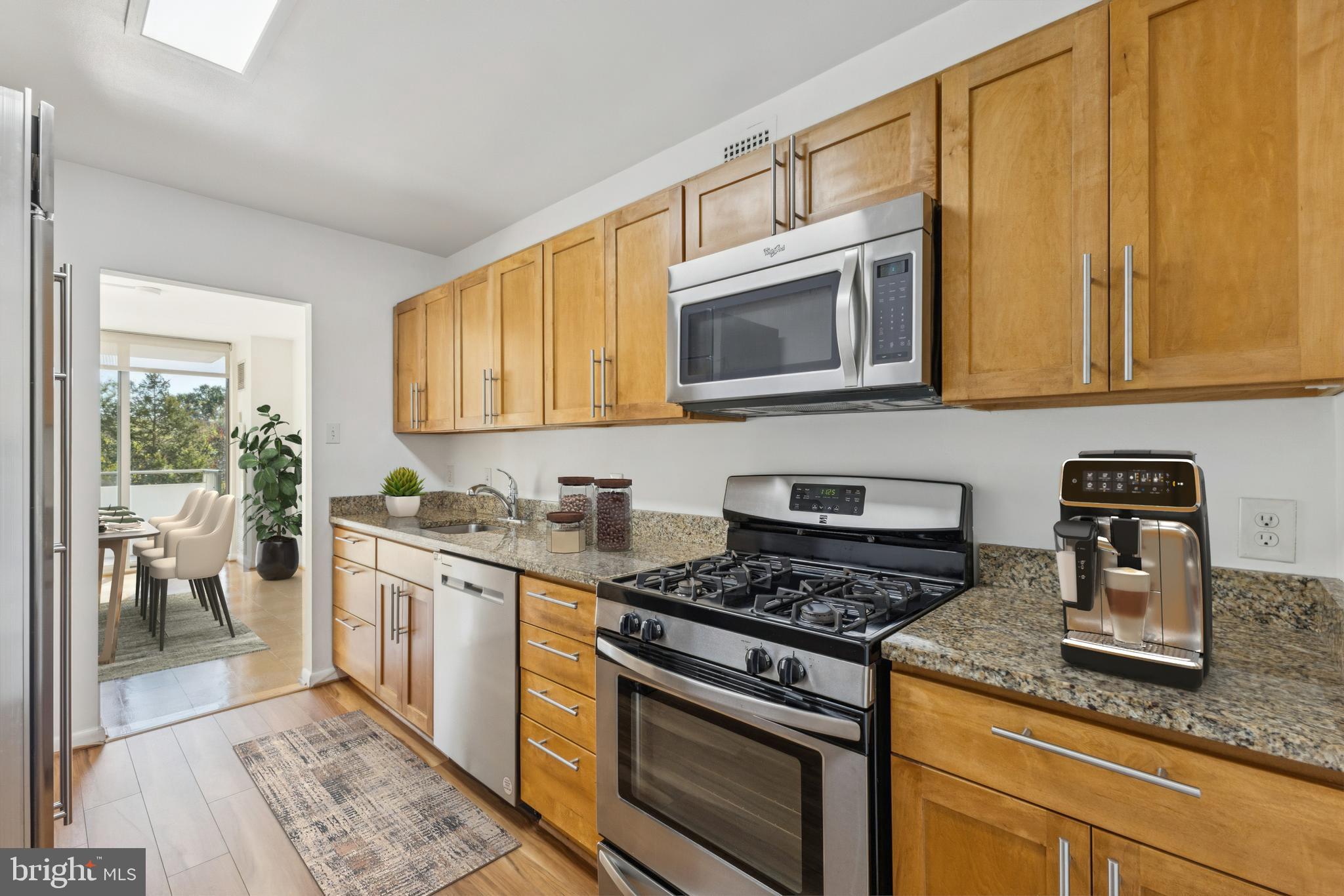 THE KENWOOD - Residential