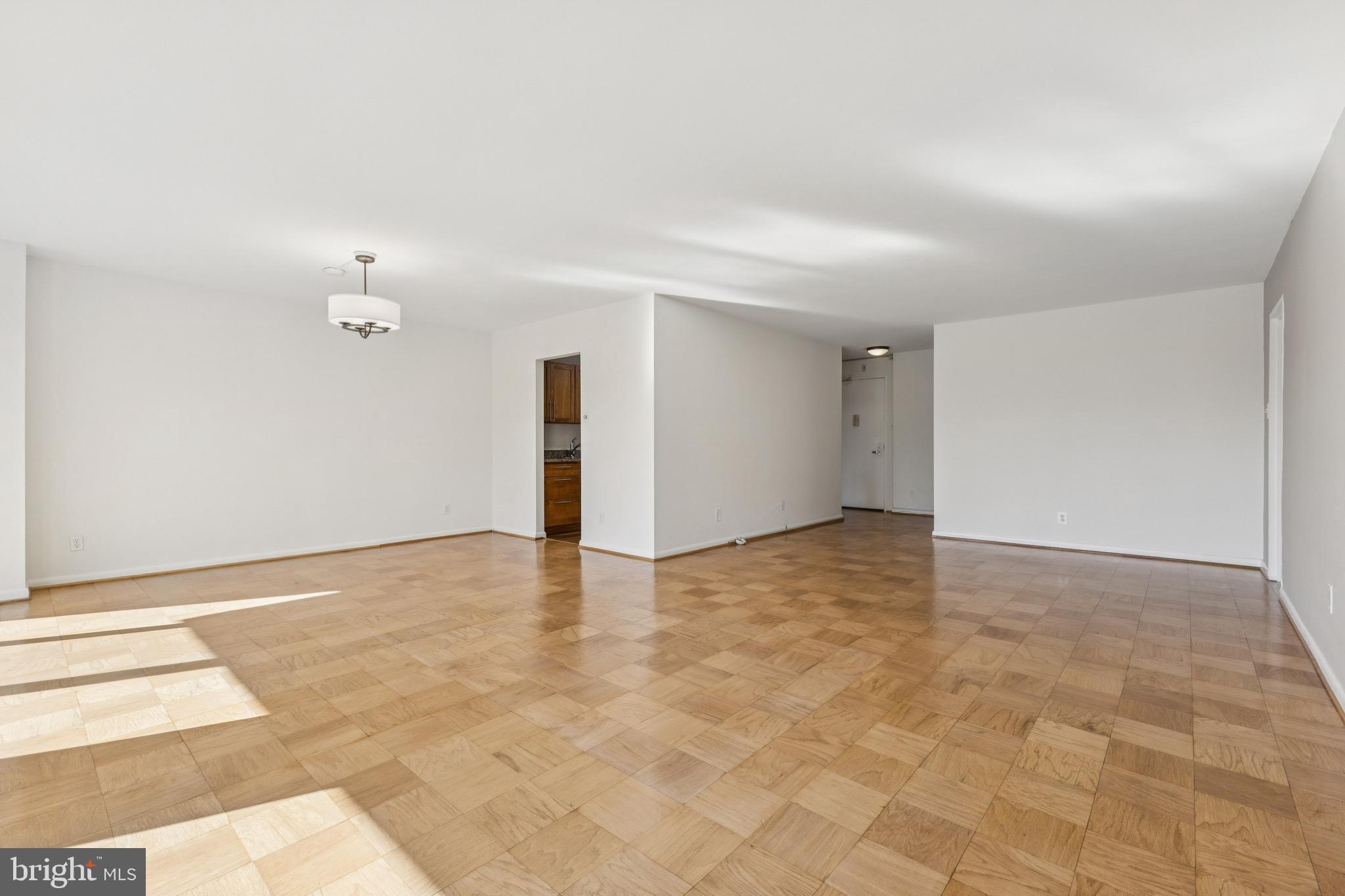 THE KENWOOD - Residential