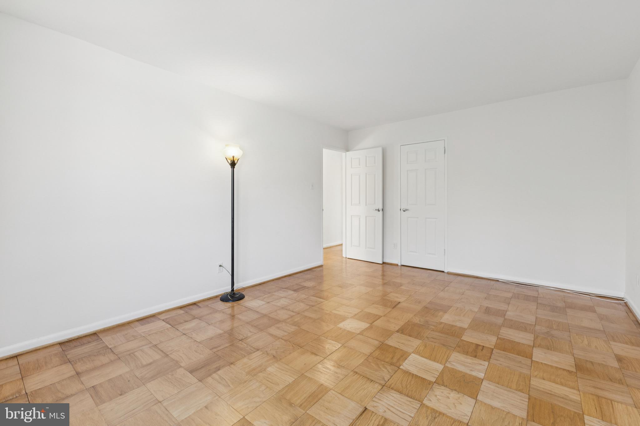 THE KENWOOD - Residential