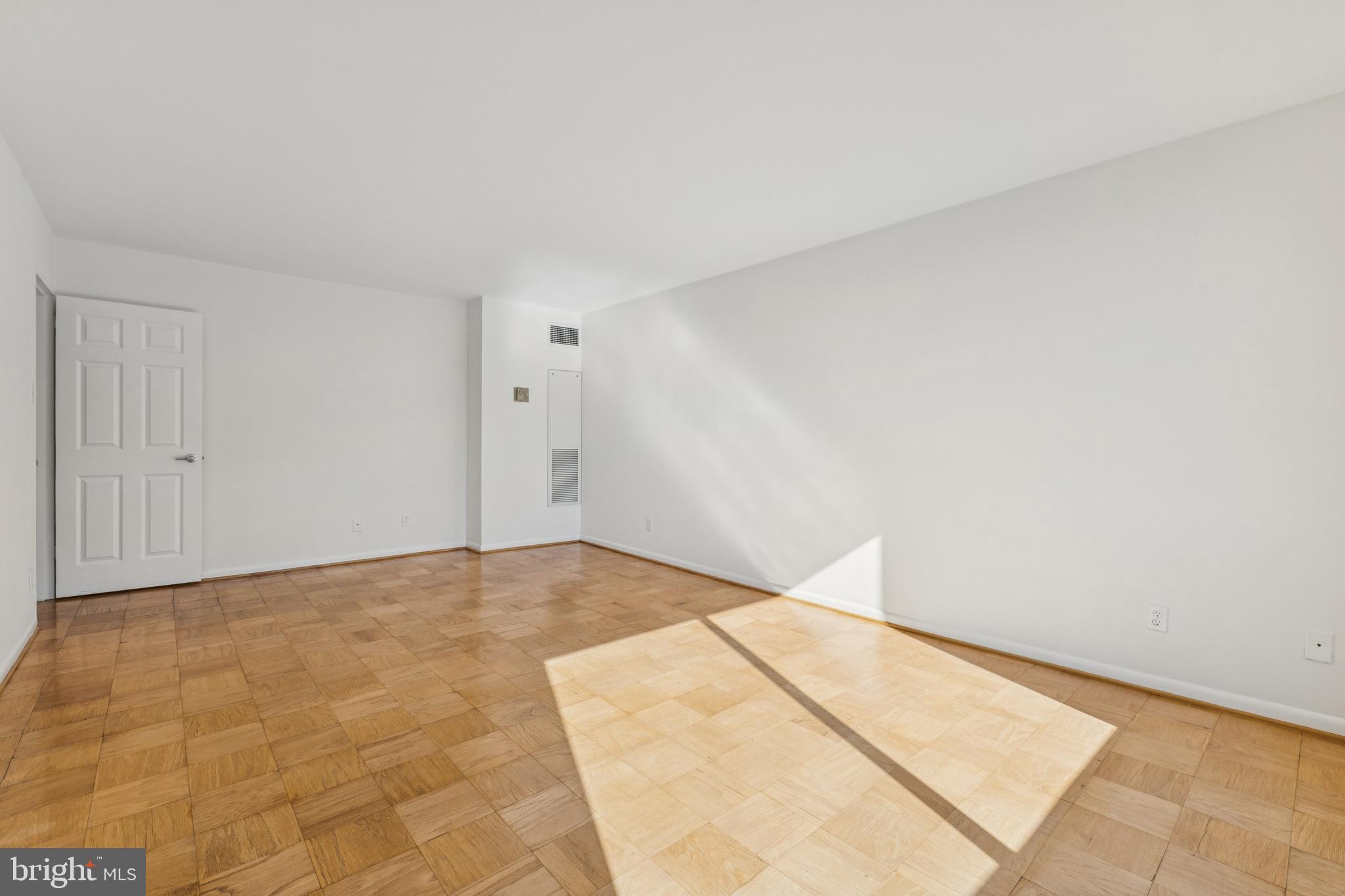 THE KENWOOD - Residential