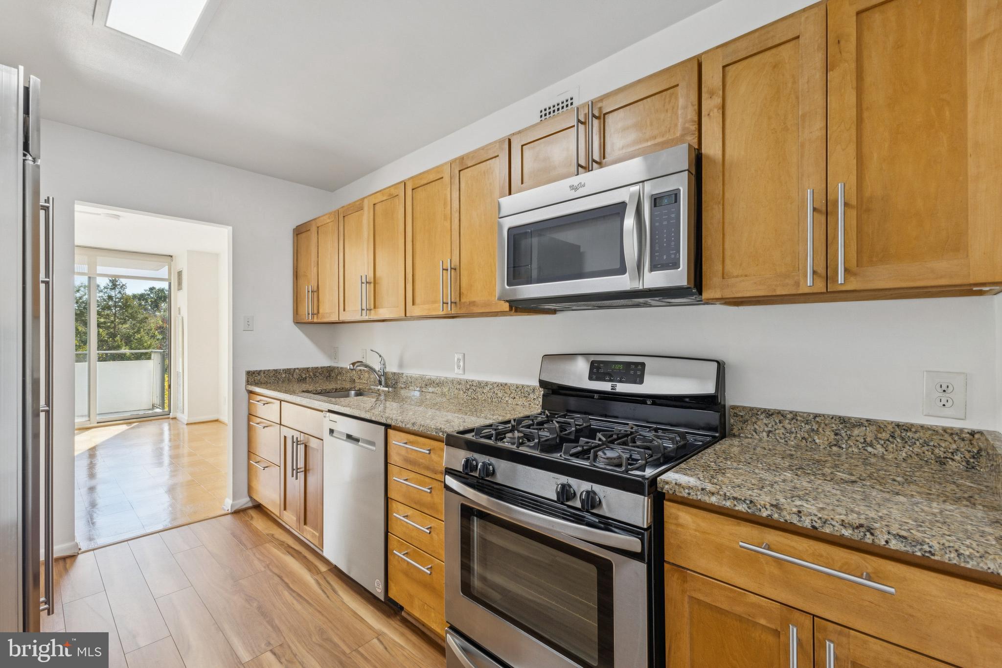 THE KENWOOD - Residential