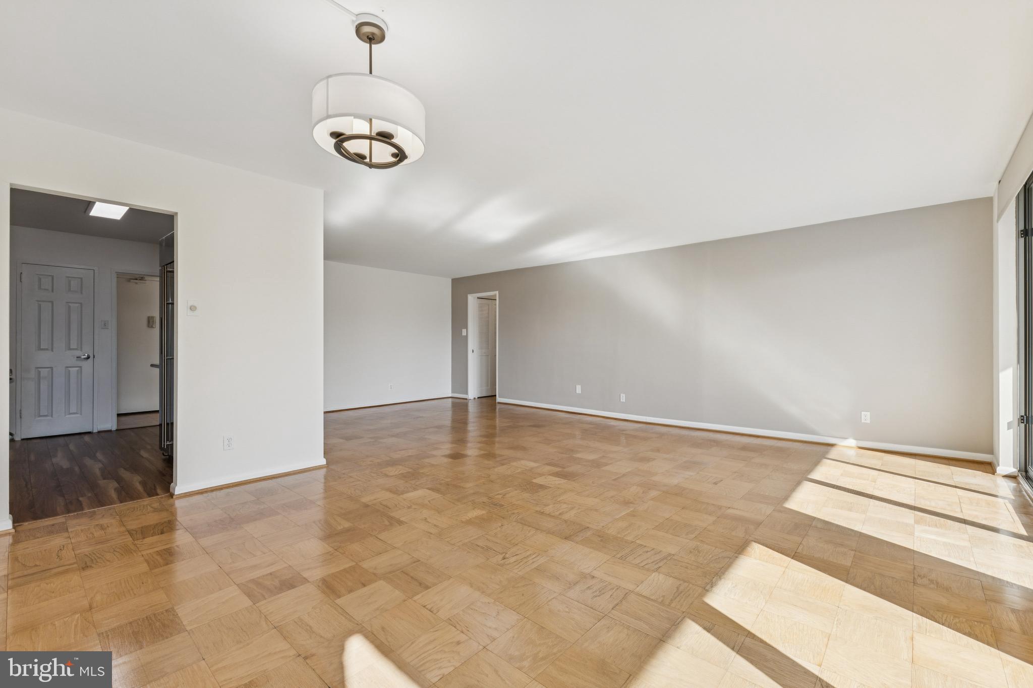 THE KENWOOD - Residential