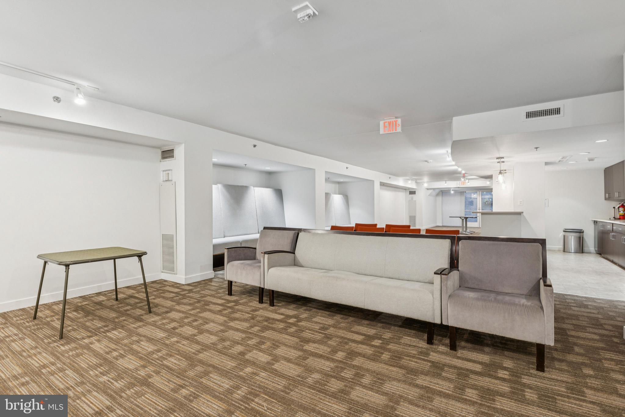 THE KENWOOD - Residential