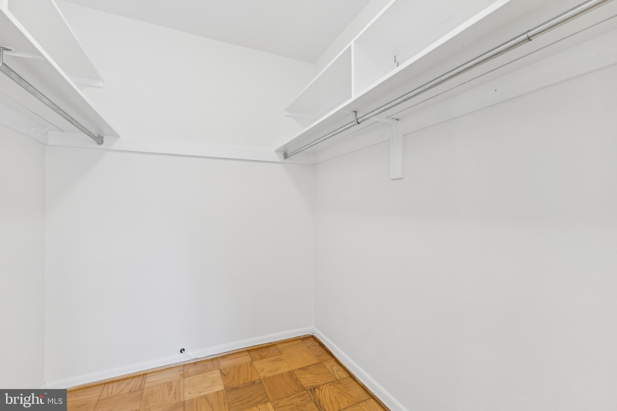 THE KENWOOD - Residential