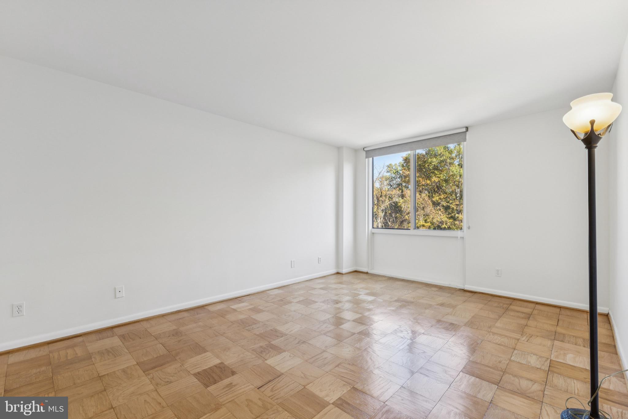 THE KENWOOD - Residential