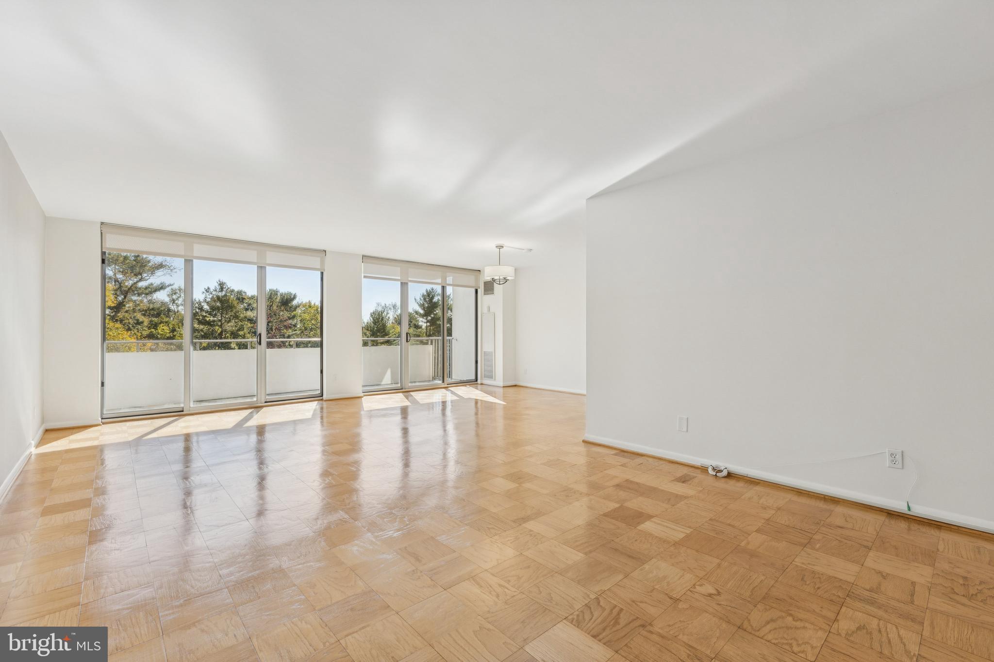 THE KENWOOD - Residential