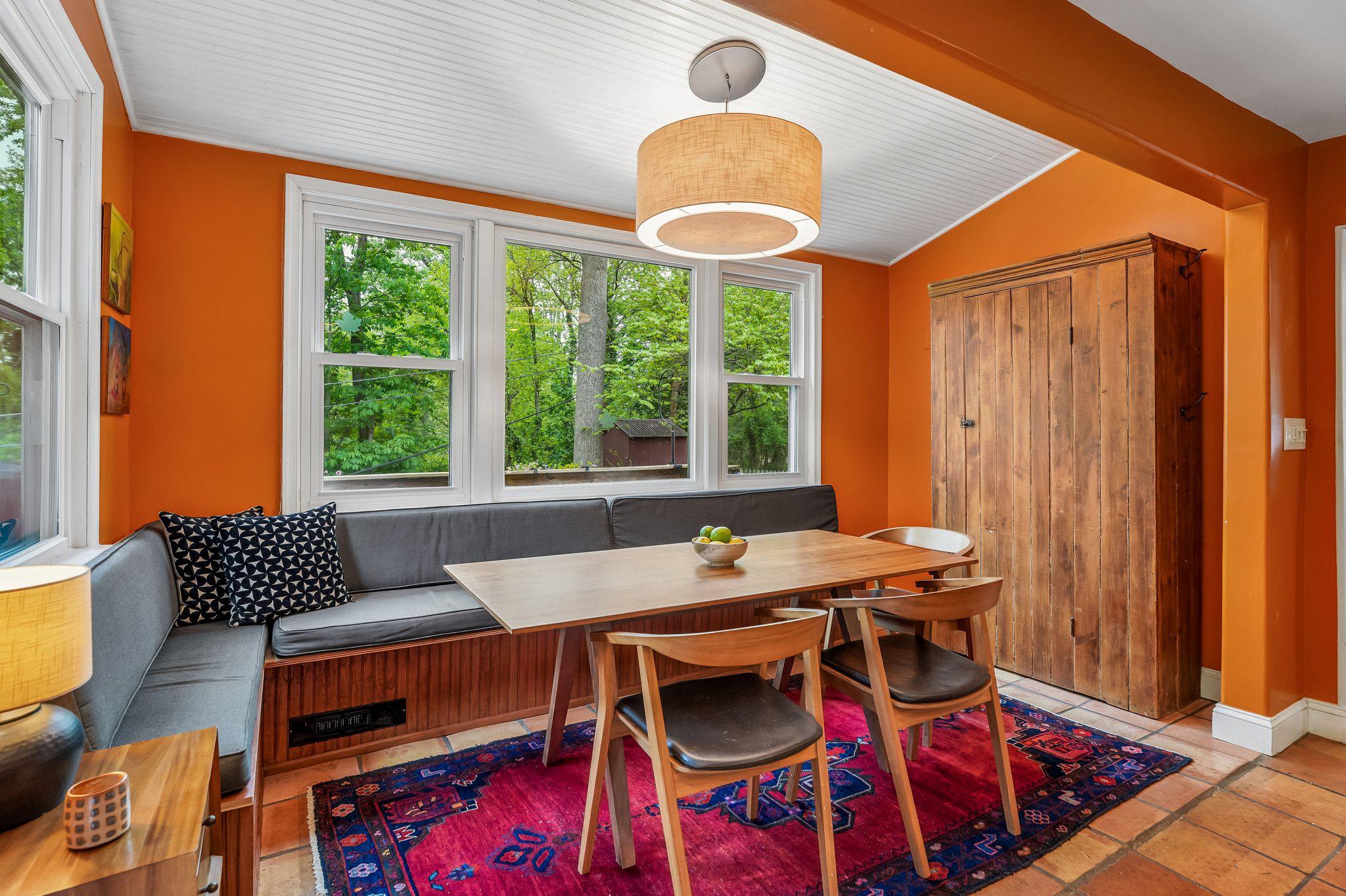 MOUNT WASHINGTON - Residential