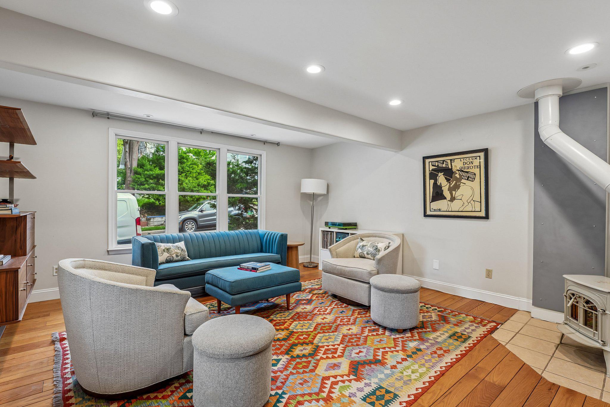 MOUNT WASHINGTON - Residential